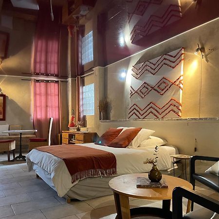 In Provence Hotel - Experience Atypique Venelles Extérieur photo