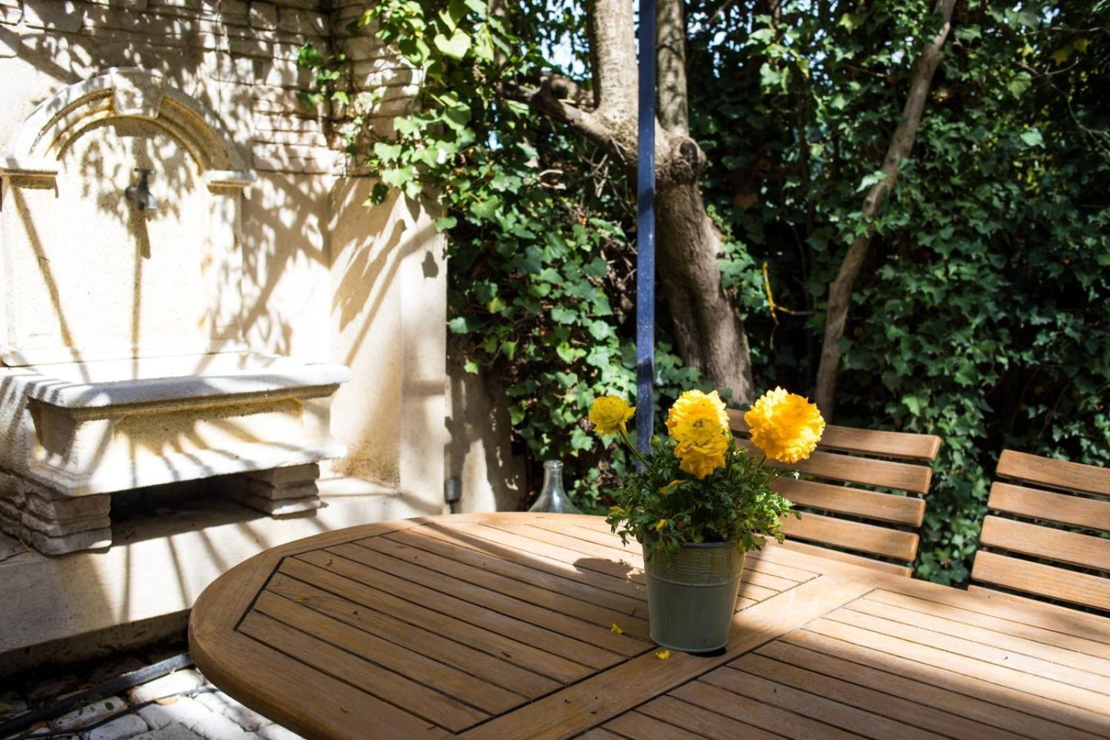 In Provence Hotel - Experience Atypique Venelles Extérieur photo