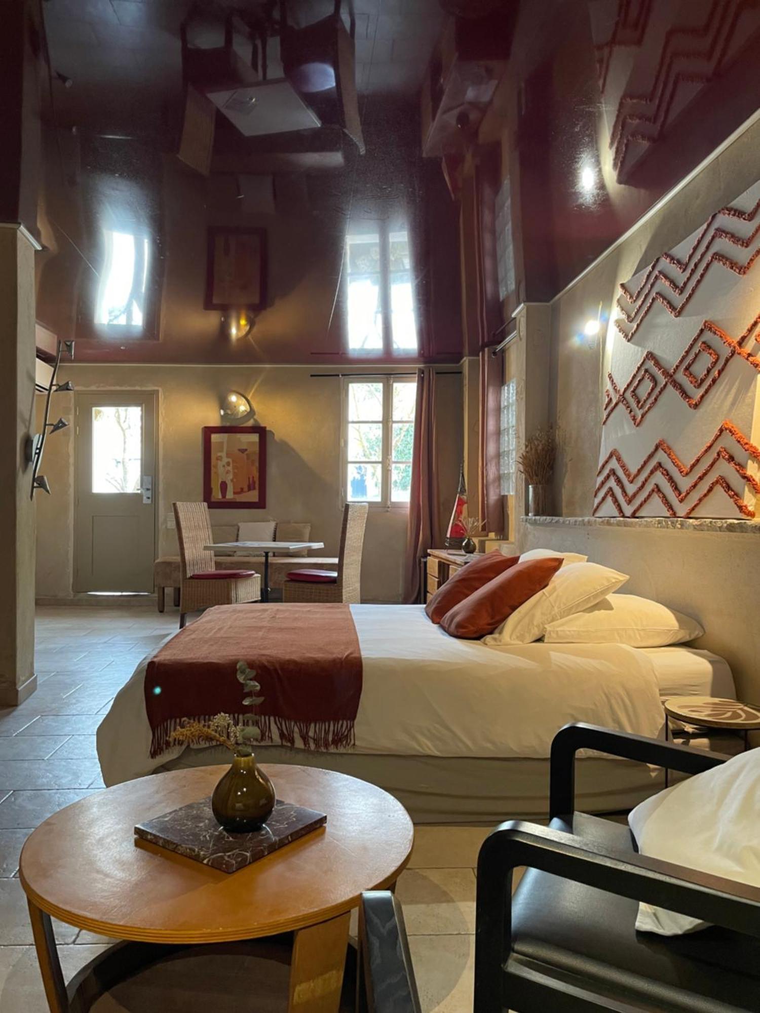 In Provence Hotel - Experience Atypique Venelles Extérieur photo