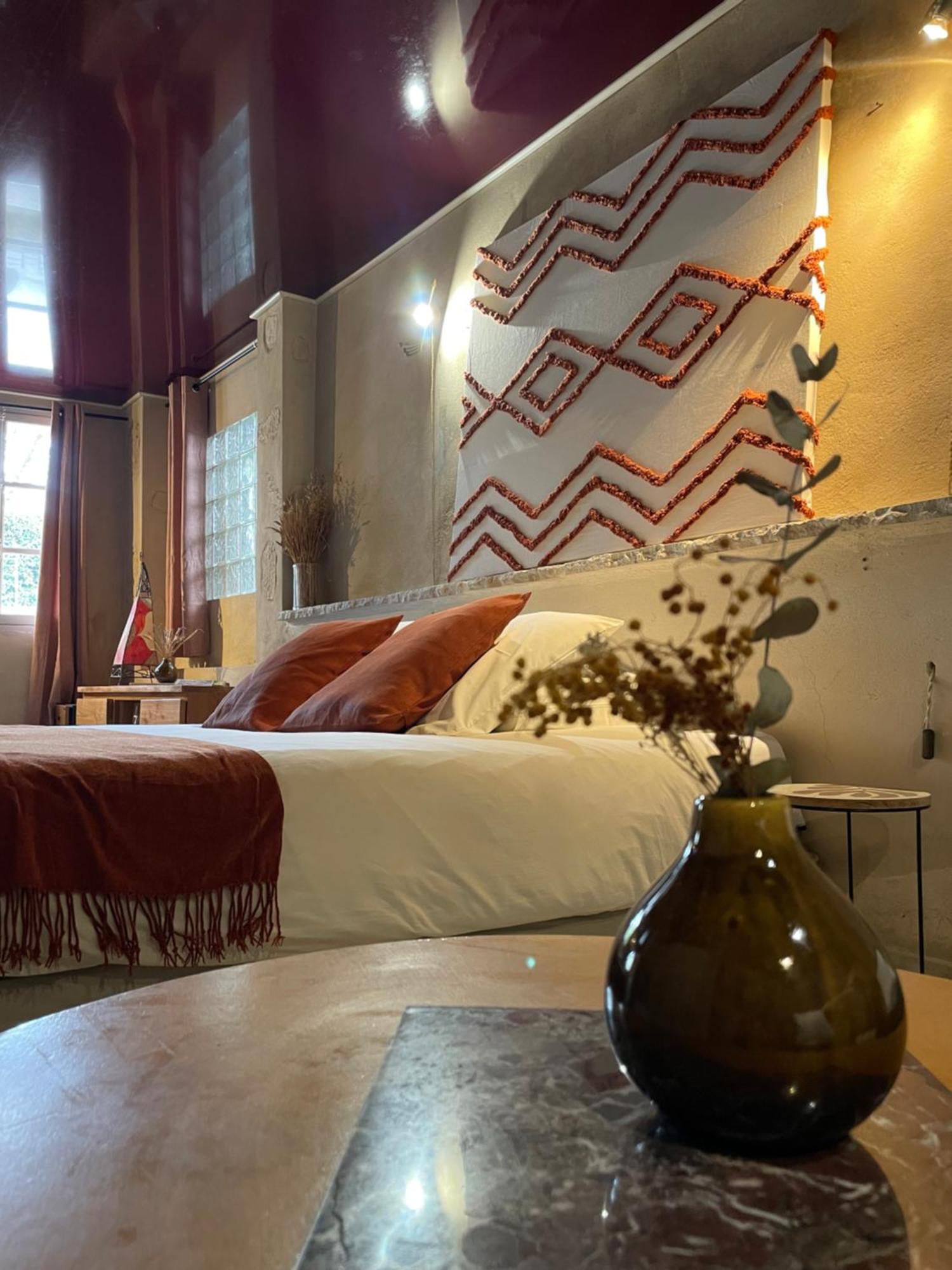 In Provence Hotel - Experience Atypique Venelles Extérieur photo