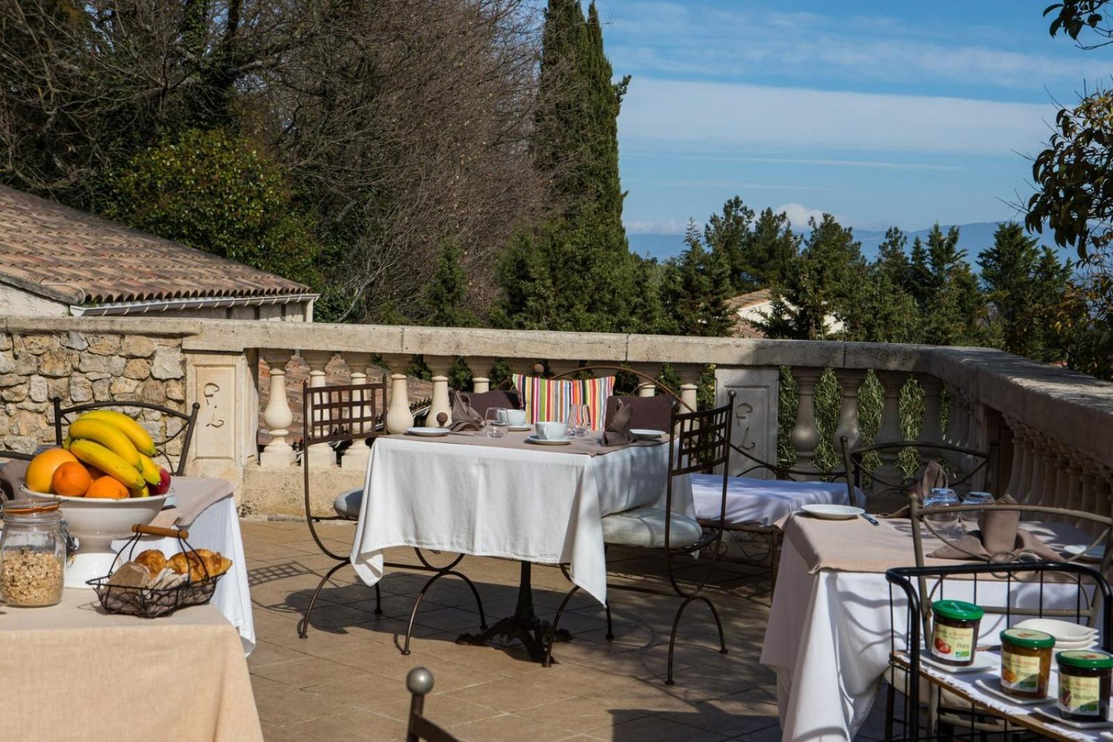 In Provence Hotel - Experience Atypique Venelles Extérieur photo
